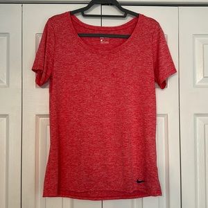 Like New Nike Short Sleeve Dri -Fit T-shirts